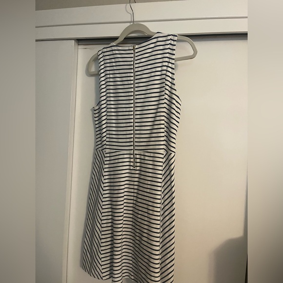 Jcrew dress nautical, navy and white. Size 8. Gold zipper down back - Picture 2 of 4